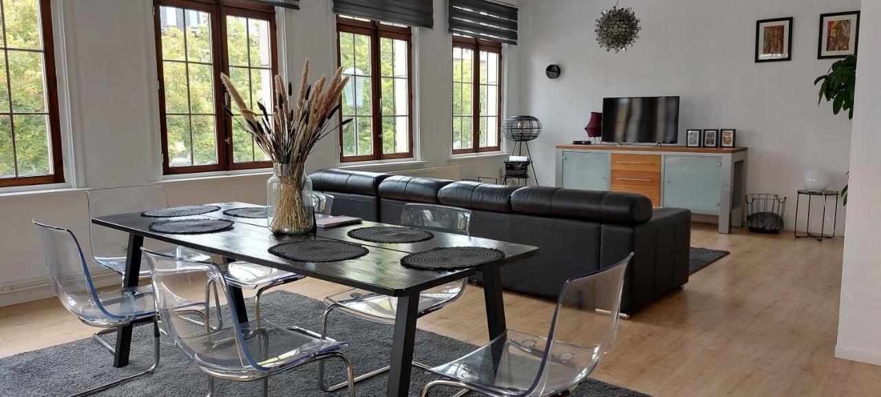 The View - Spacious 2 Bdr Appt In With View Antwerpen Eksteriør bilde